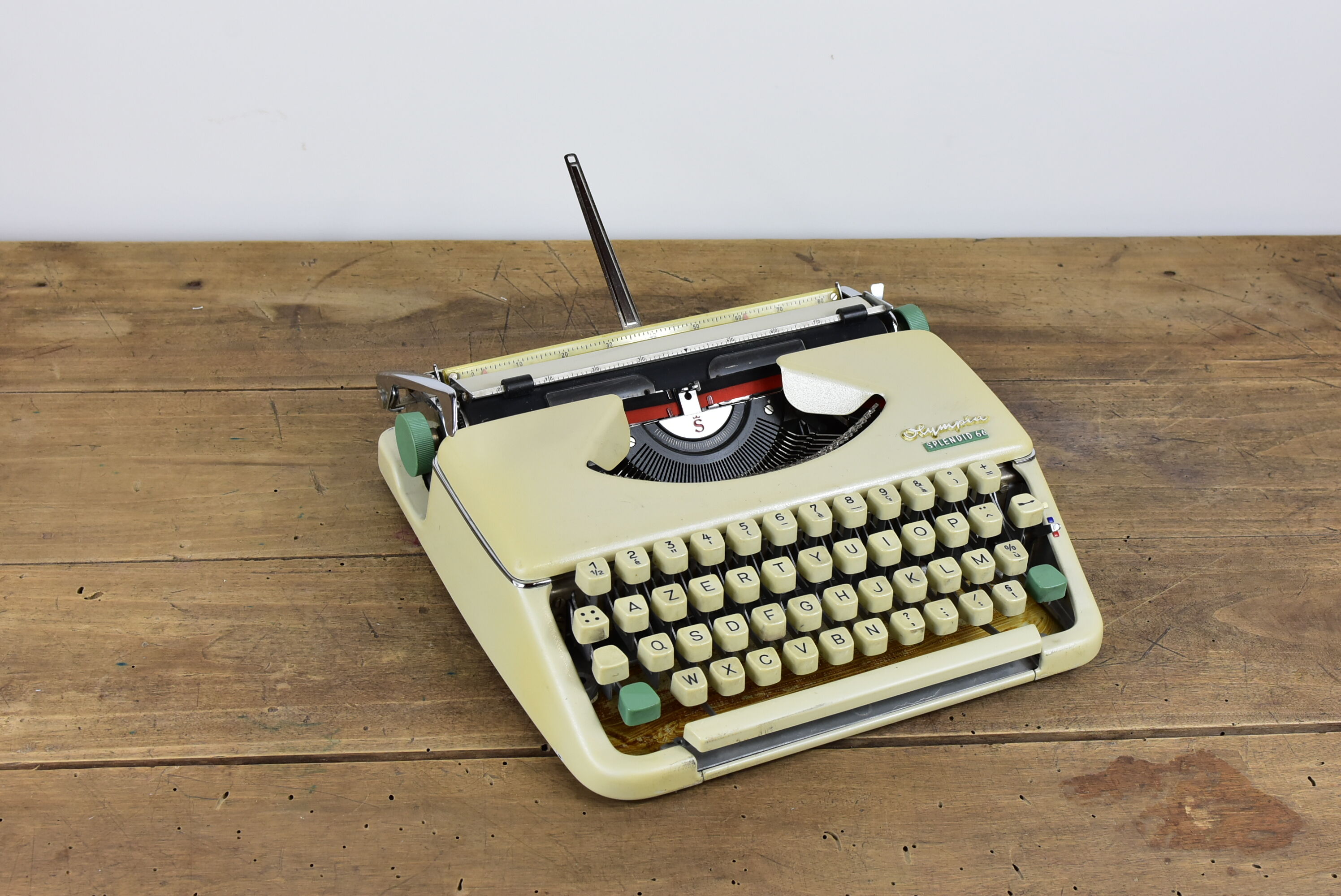 Olympia Splendid 66 Typewriter