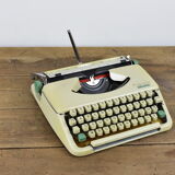 Olympia Splendid 66 Typewriter