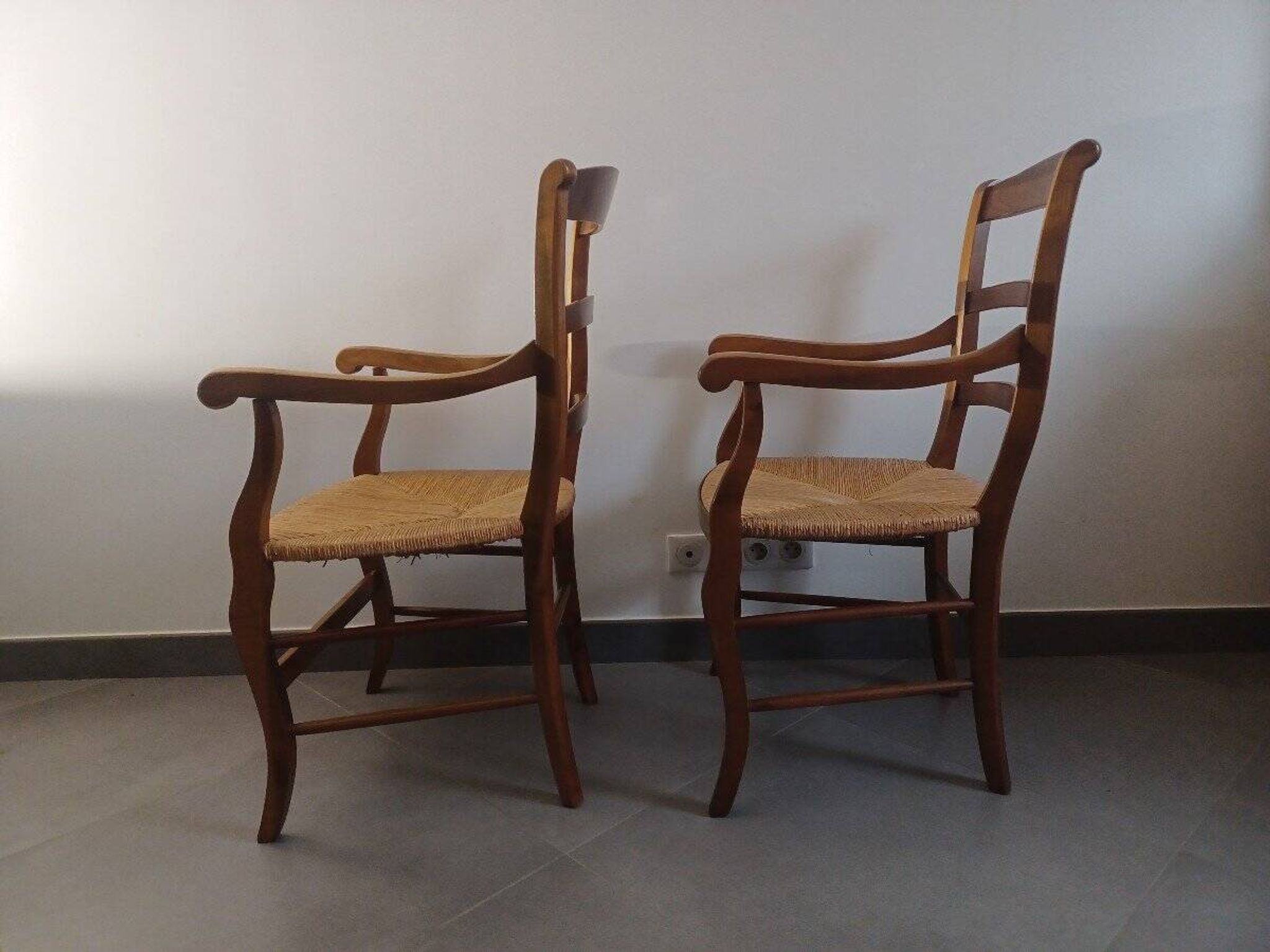 Paire De Fauteuil En Merisier