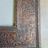 Sculpted photo frame
