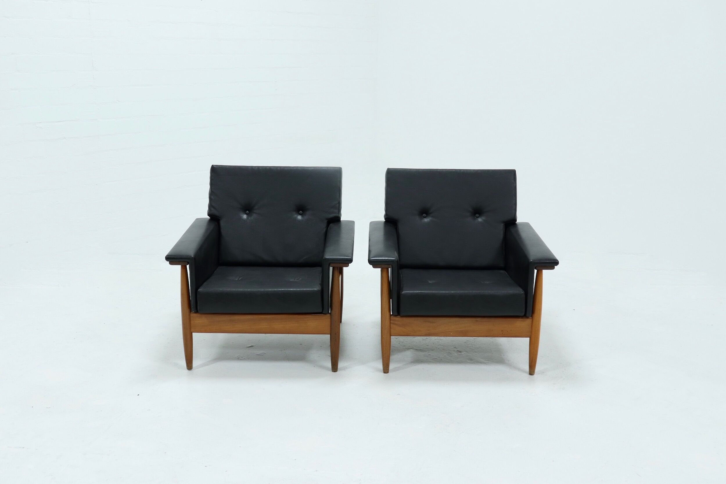 Paire de fauteuils scandinave 1960