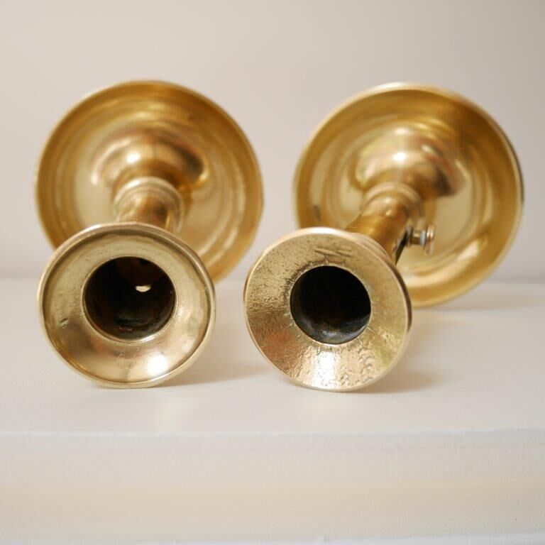 Set of 2 brass candle holders