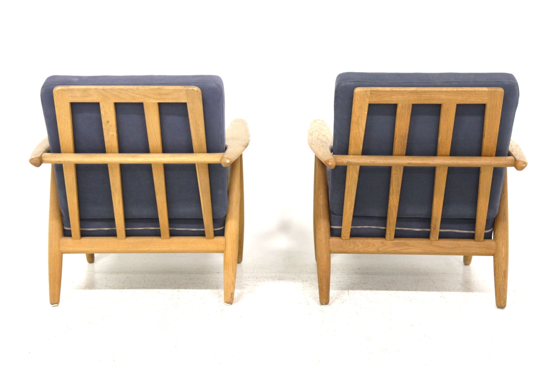 Pair of armchairs "Cigar chair GE 240" Hans J. Wegner Denmark, 1960