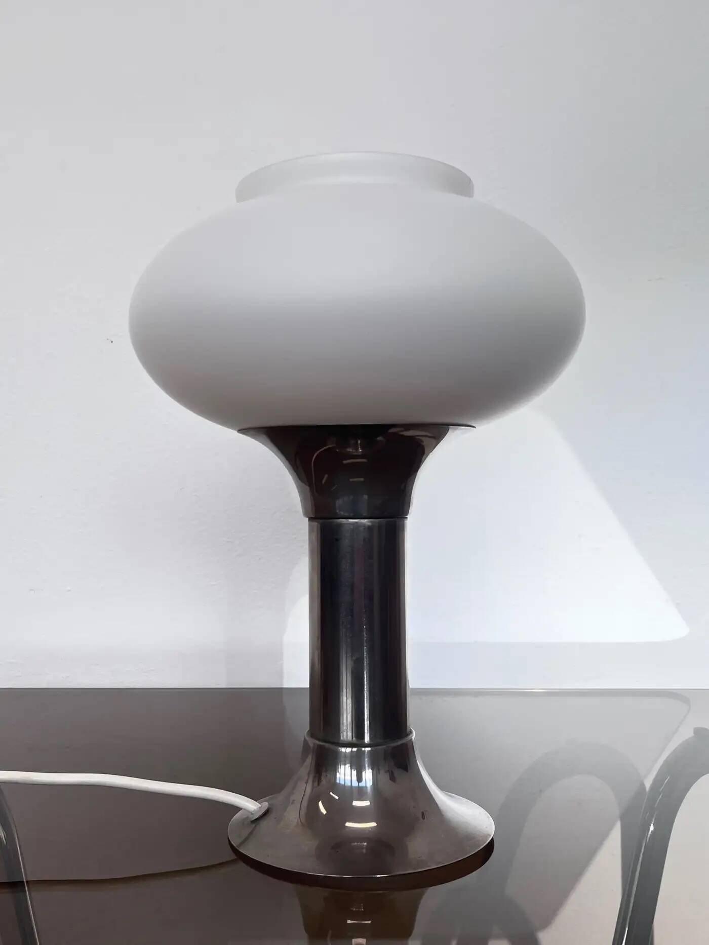 Lampe de table chromée / Allemagne, années 1970