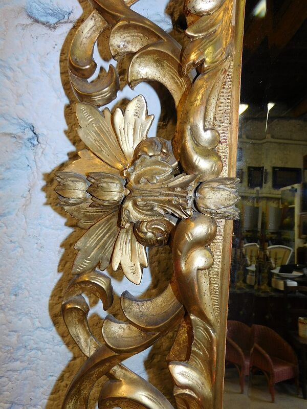 Wooden mirror carved gilded with leaf 140x98cm