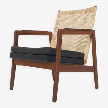 Rattan and leather low-back lounge chair by P.J. Muntendam for Gebr. Jonkers, The Netherlands 1950's
