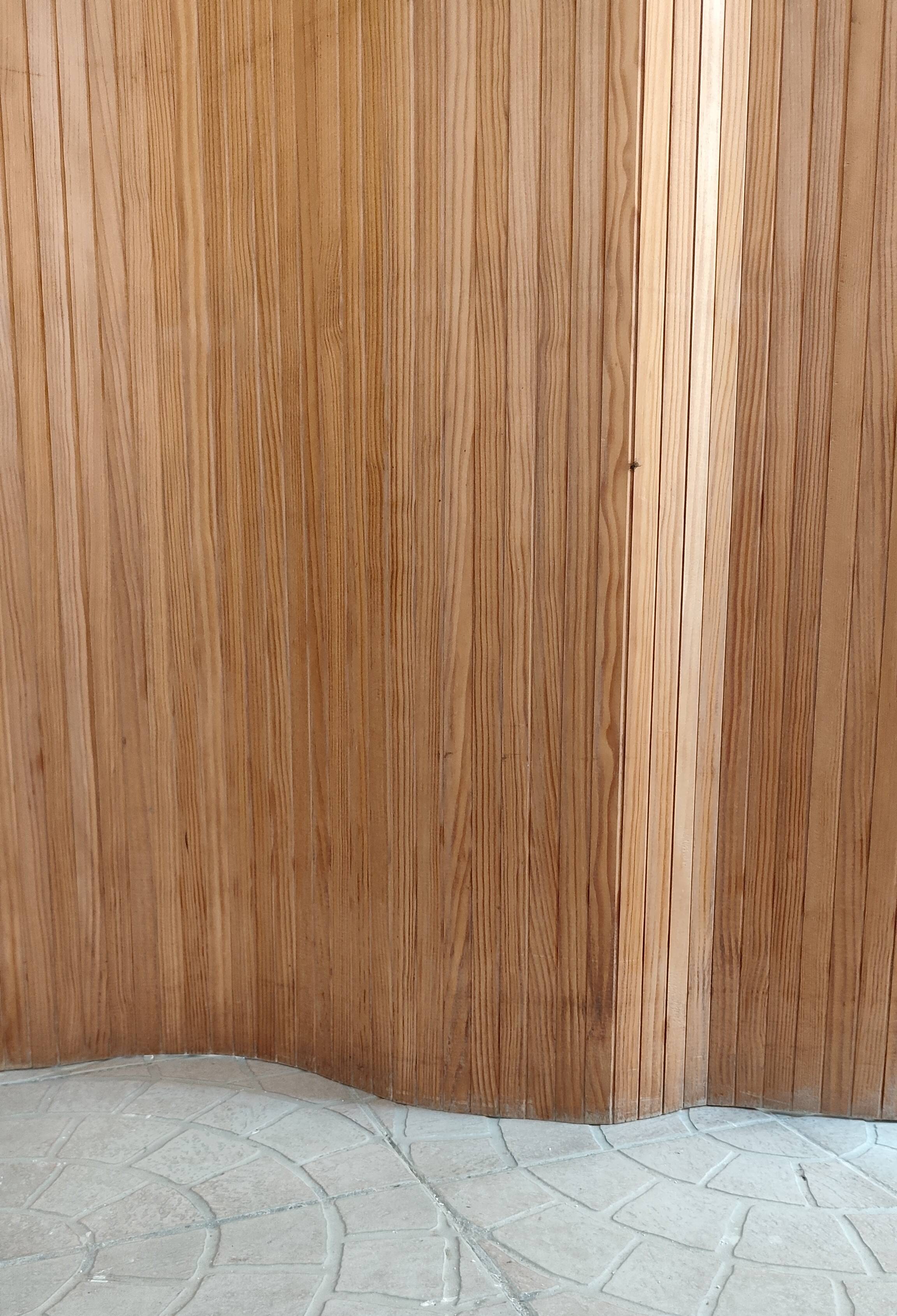 Vintage wooden wavy screen by Baumann