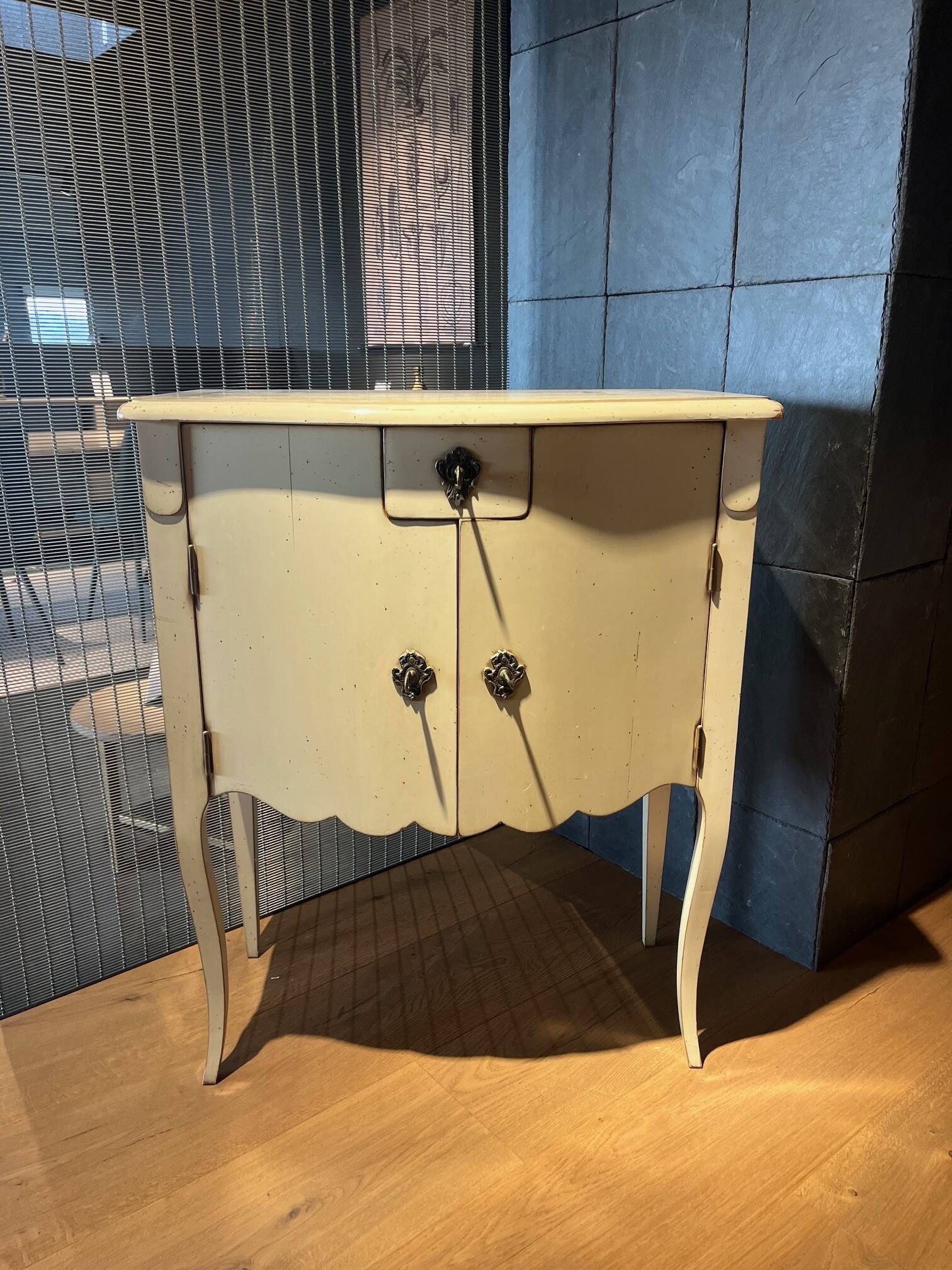 Commode Matignon