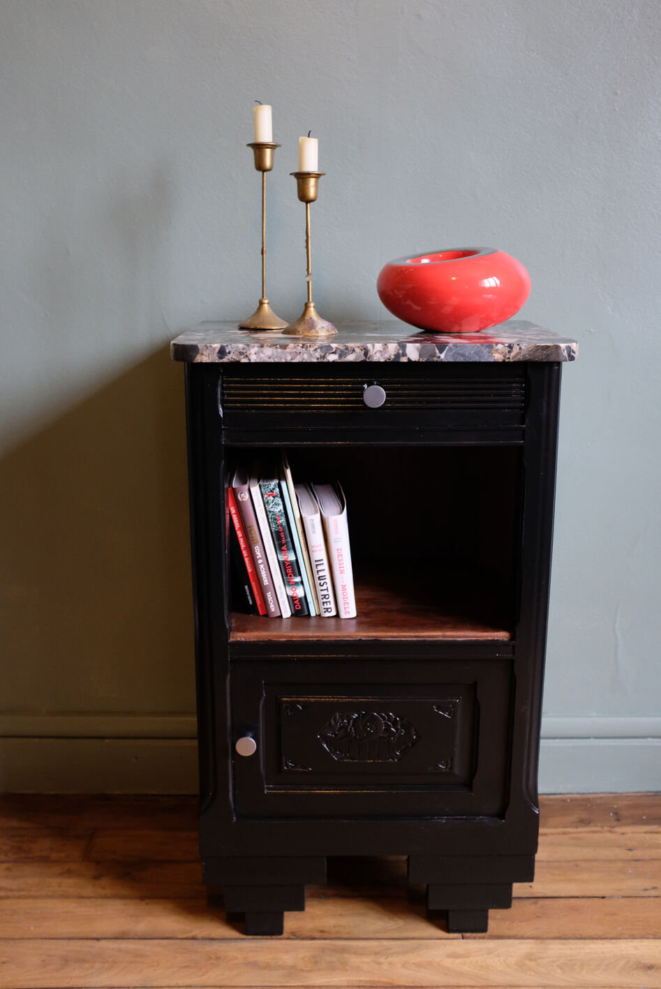 Nightstand 40-50 years