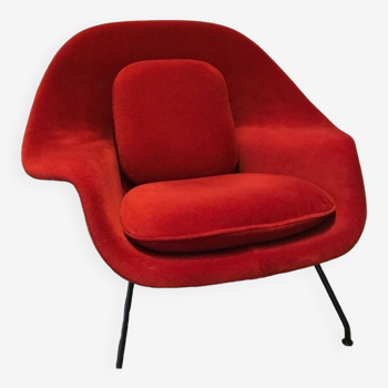 Knoll International Eero Saarinen Womb Chair Red