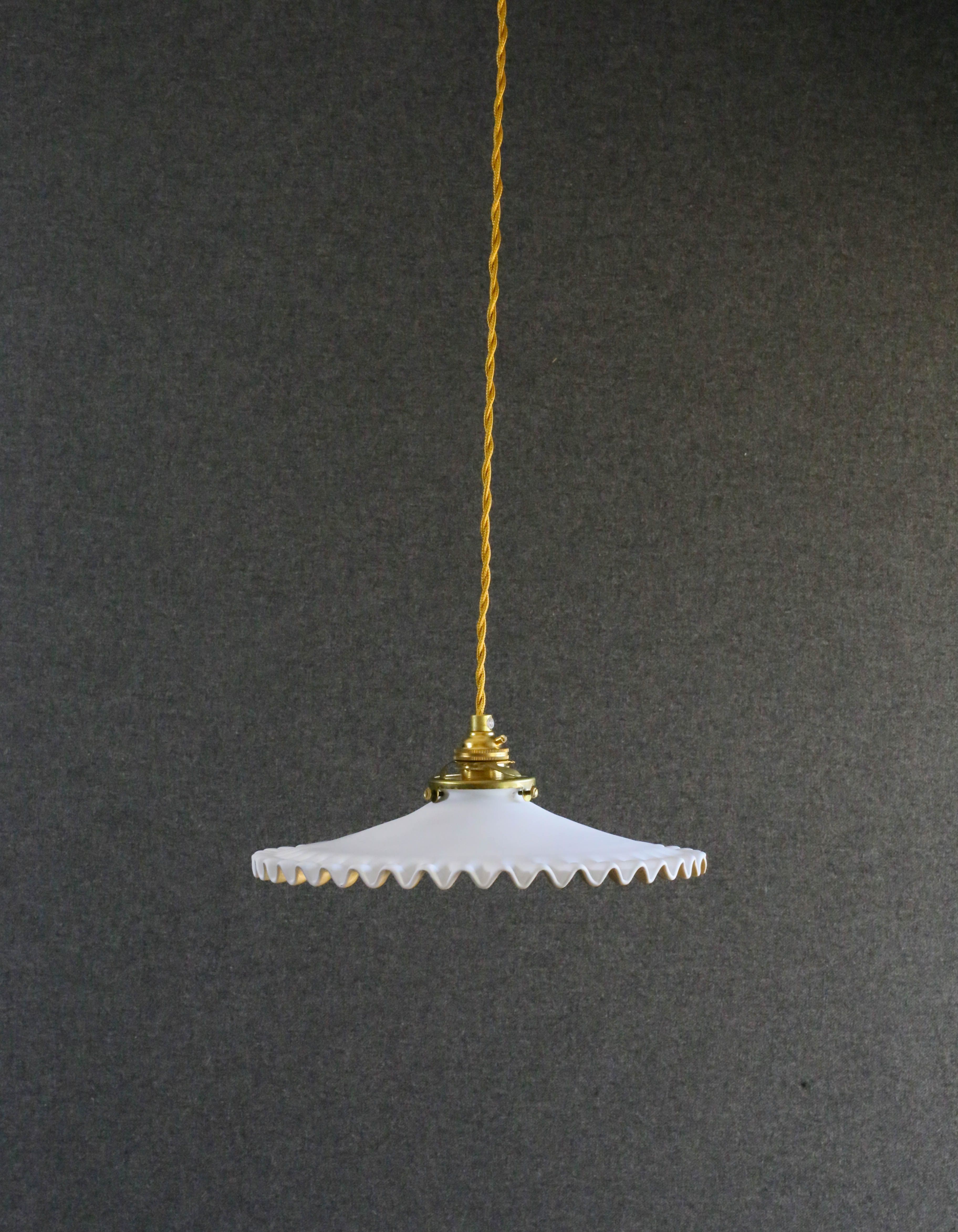 Old pendant light in opaline painted white and gold, new socket and new cable
