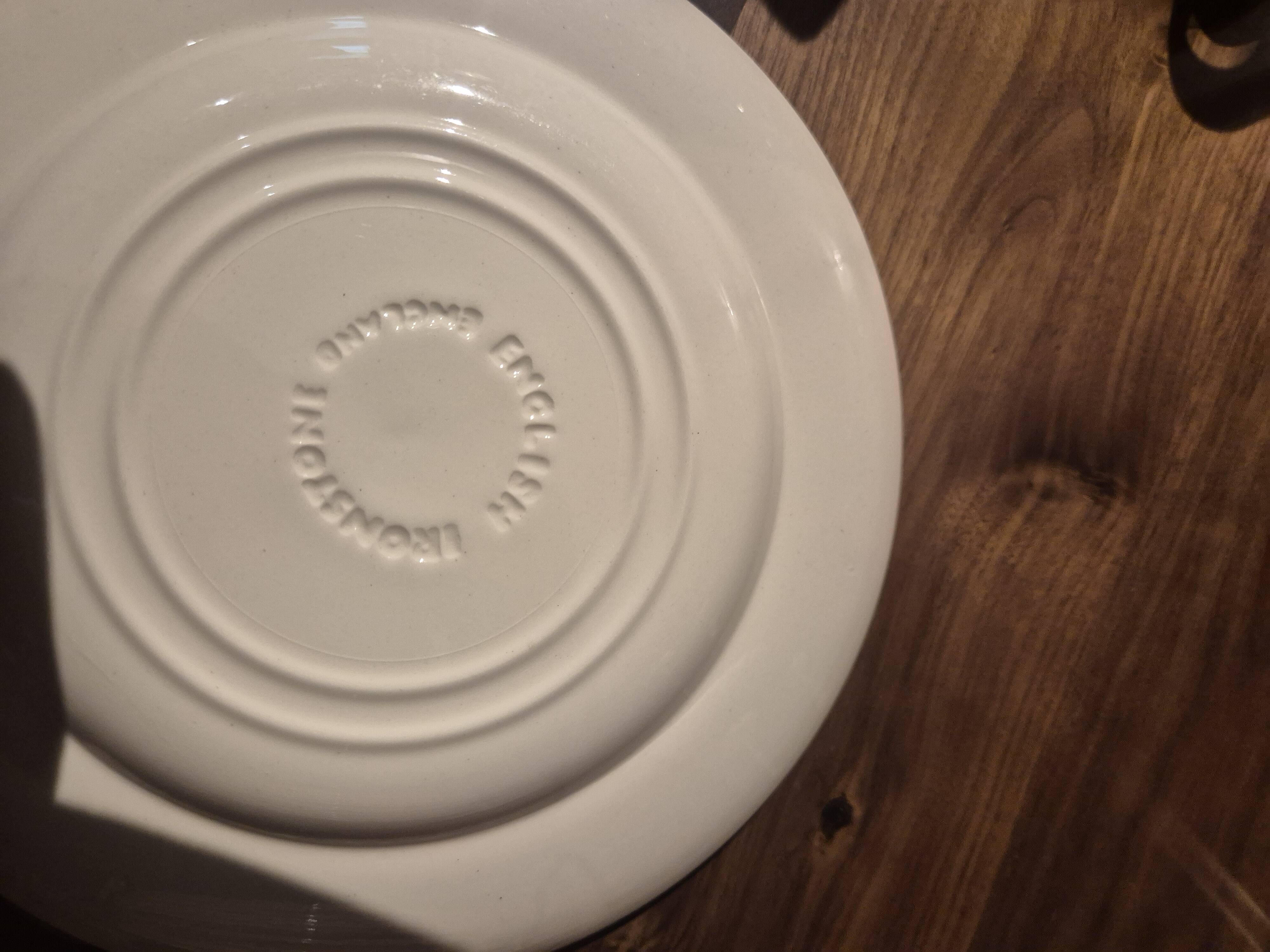 Important Porcelain Service EIT England
