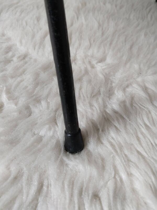 Fauteuil corbeille enfant en rotin, pieds compas métal