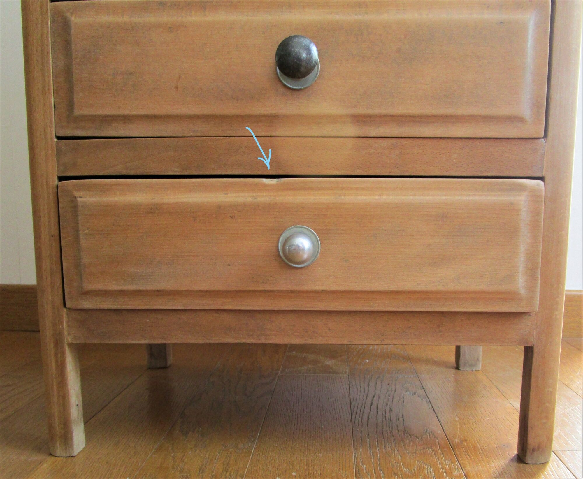 Wooden dresser five drawers vintage 50s