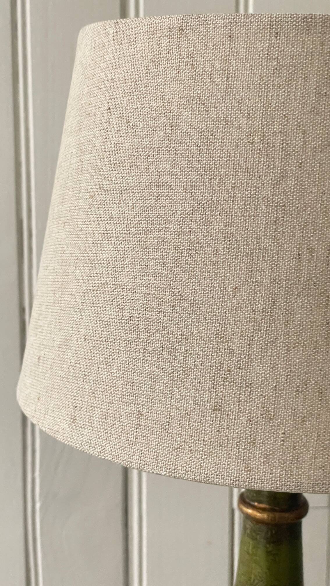 Vintage lamp in turned wood chic gold