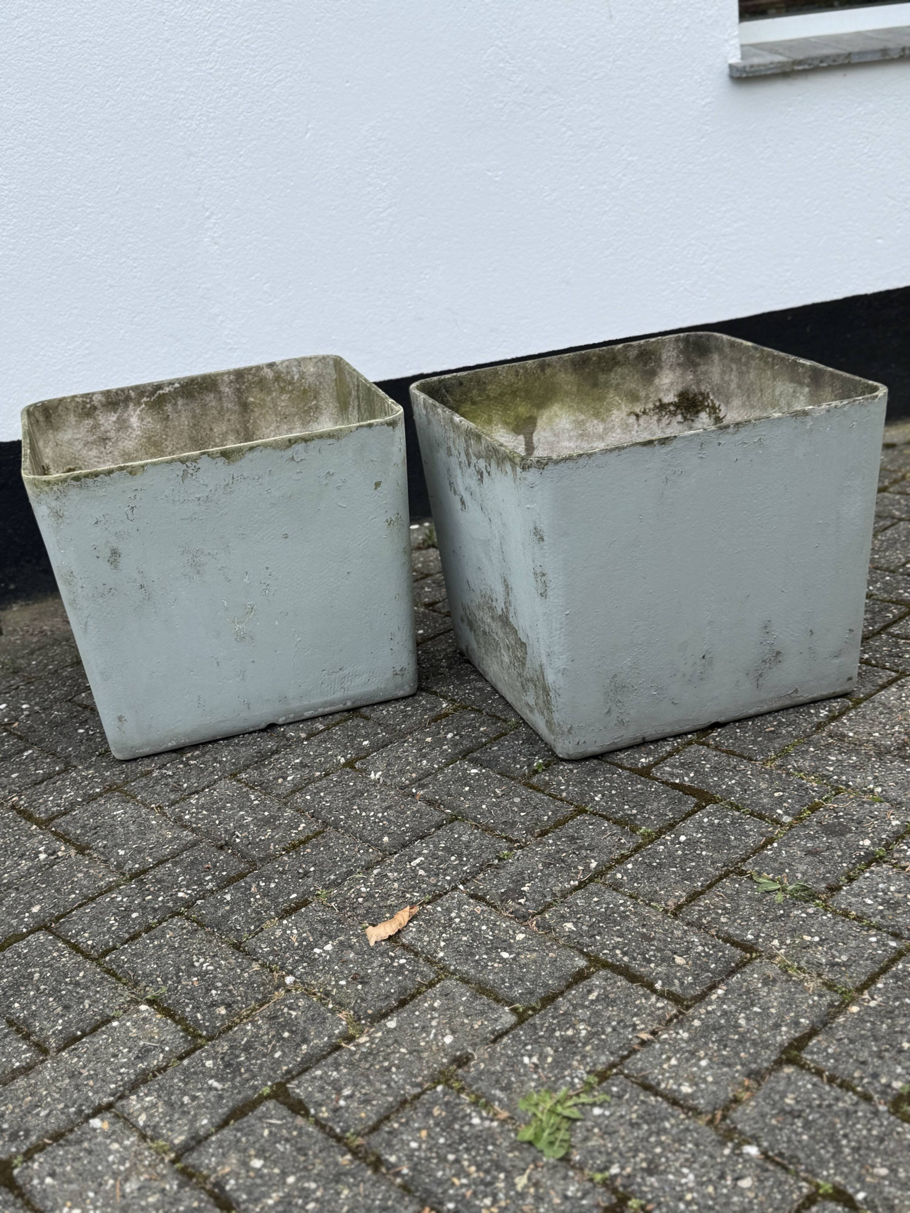 Paire de jardinières carrées