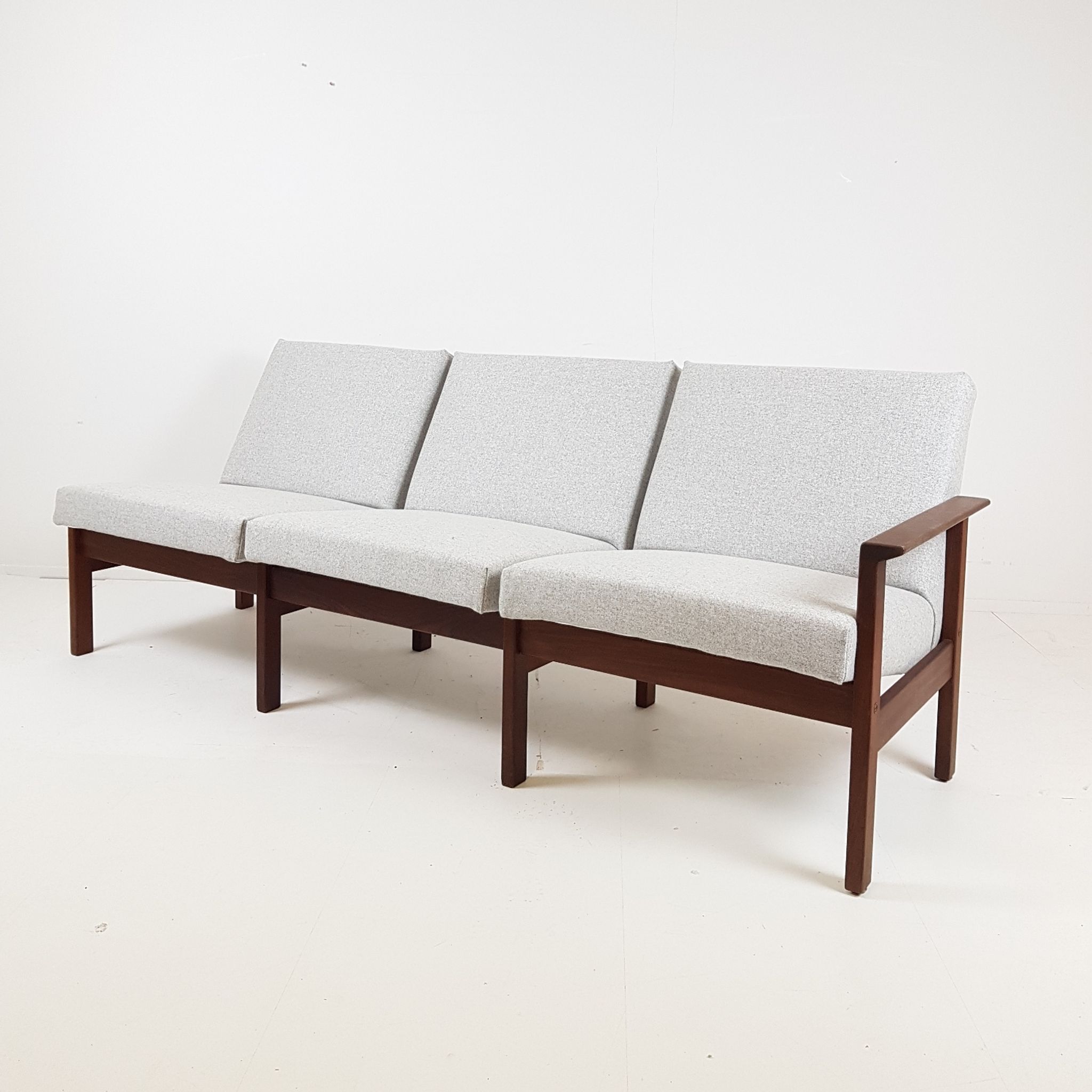 Canapé kvadrat laine gris Yngve Ekström pour Pastoe
