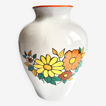 Porcelain vase Chodzież, flowers, Poland 1980s.