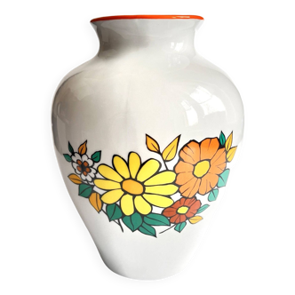 Porcelain vase Chodzież, flowers, Poland 1980s.