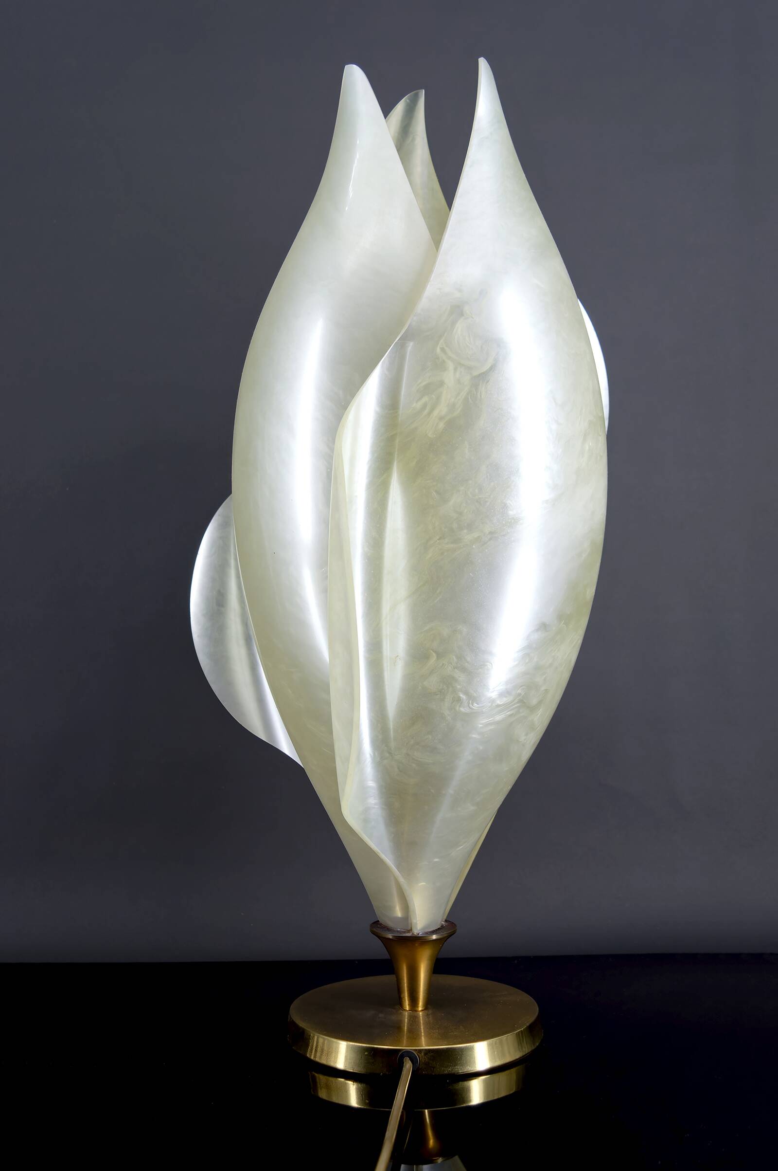 Important designer living room lamp, by Maison Rougier, Circa 1970-1980