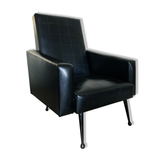 Fauteuil simili cuir noir 1970