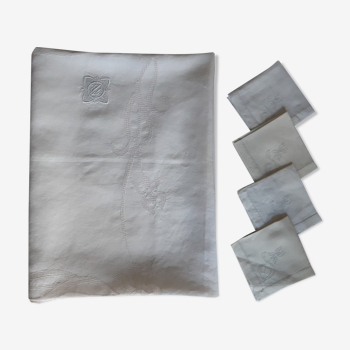 Nappe en lin et coton brodée monogrammée et 4 serviettes