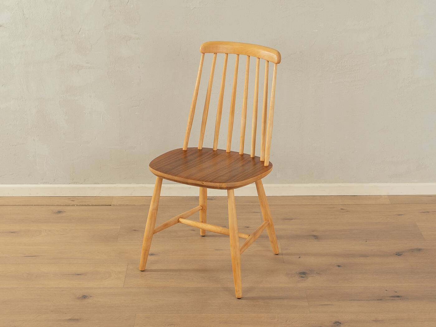Chaises à broche dans le style d'Ilmari Tapiovaara, années 1960, ensemble de 5