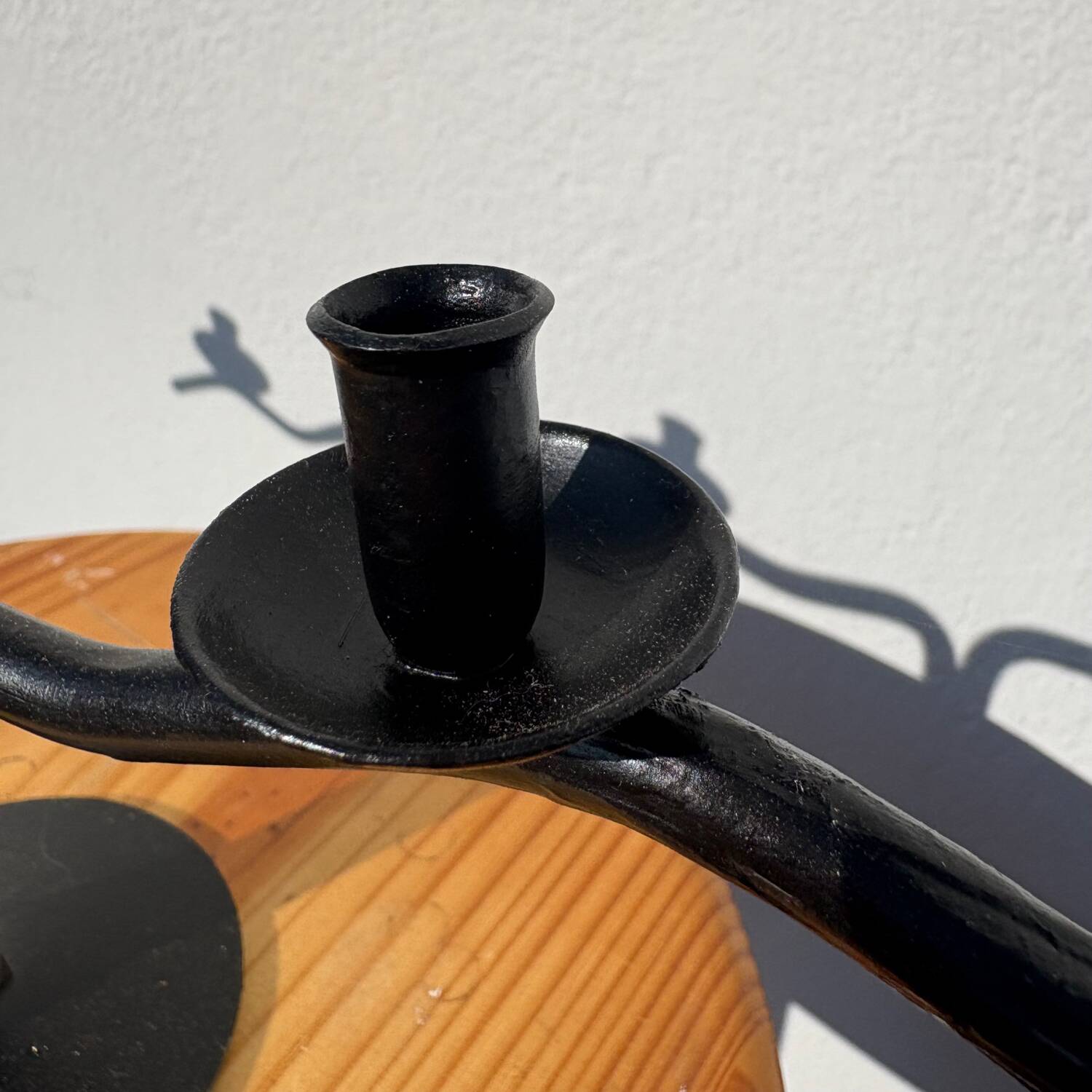 Black metal candle holder