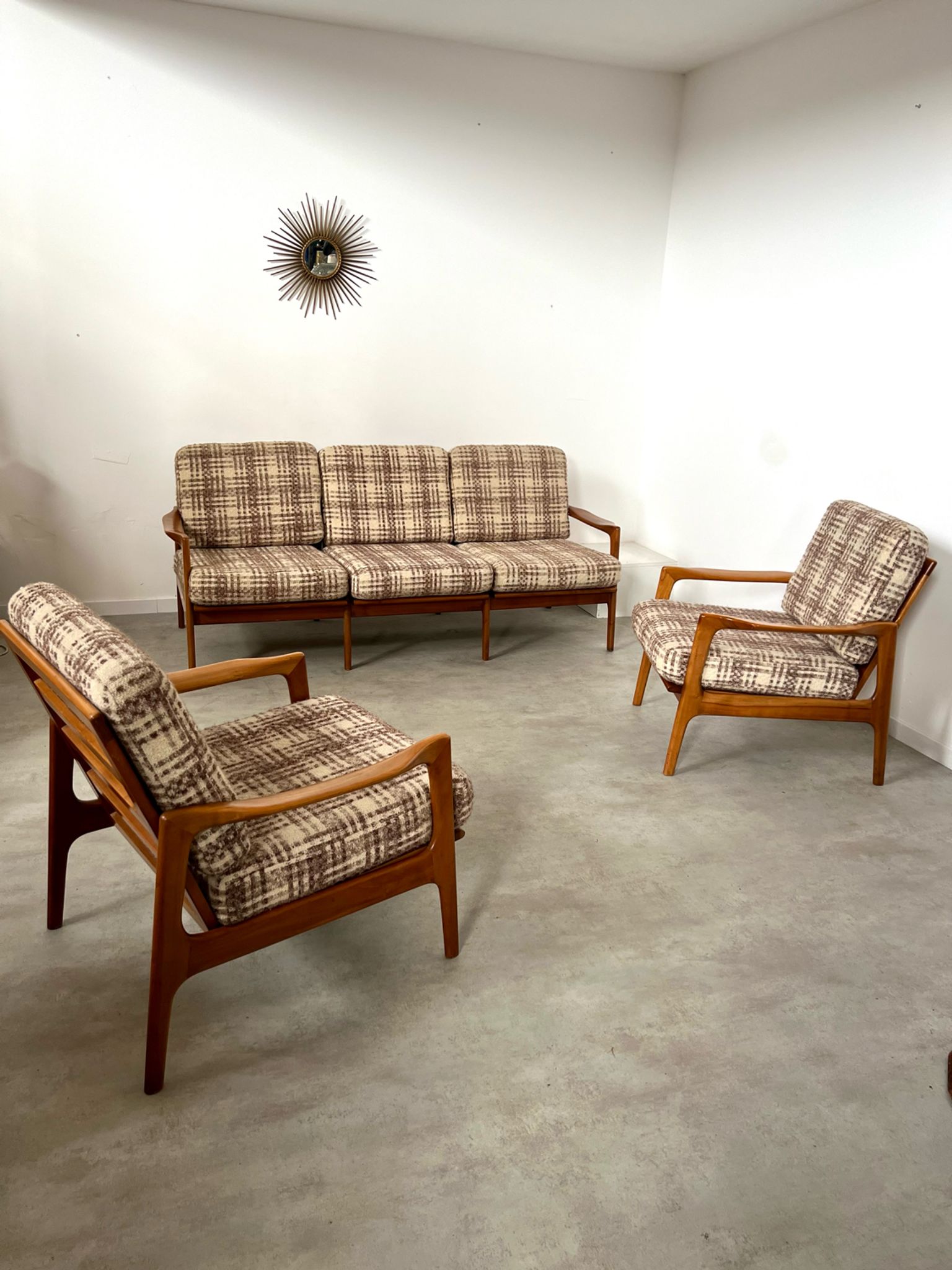 Lot armchairs and sofa 60 years Scandinavian design in vintage blond teak