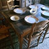 Children's high chair in walnut straw