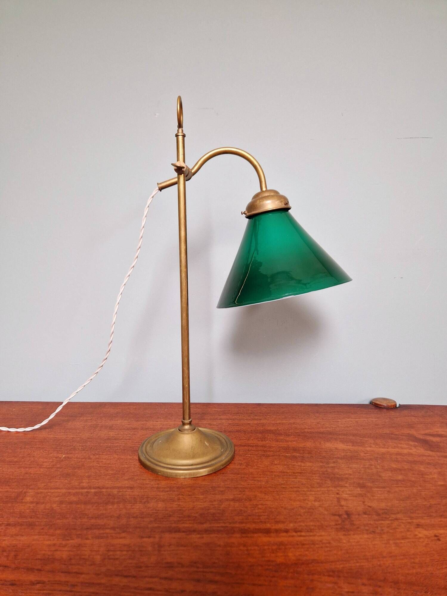 Art Deco desk lamp in brass and conical green opaline, 1920s-30s