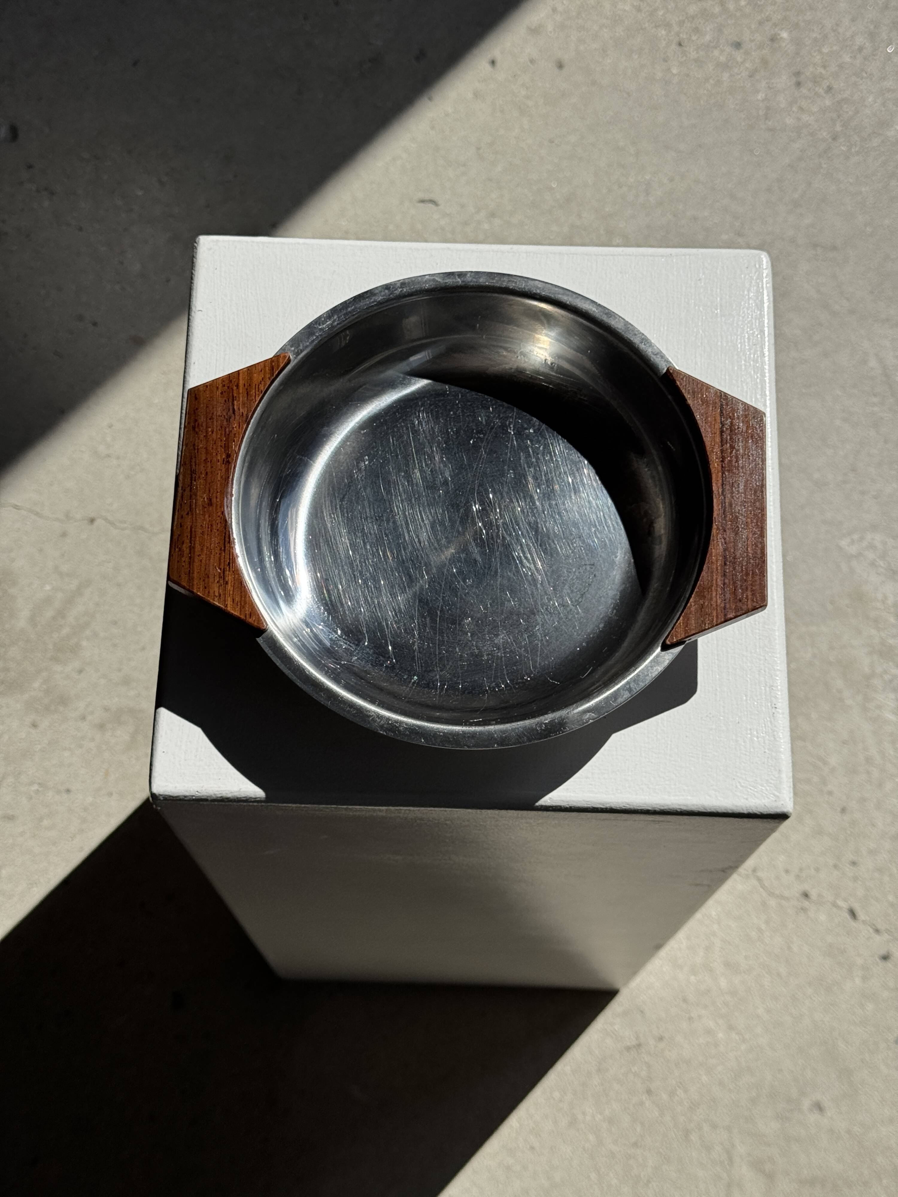 Shallow dish in stainless steel and wood H4 D20