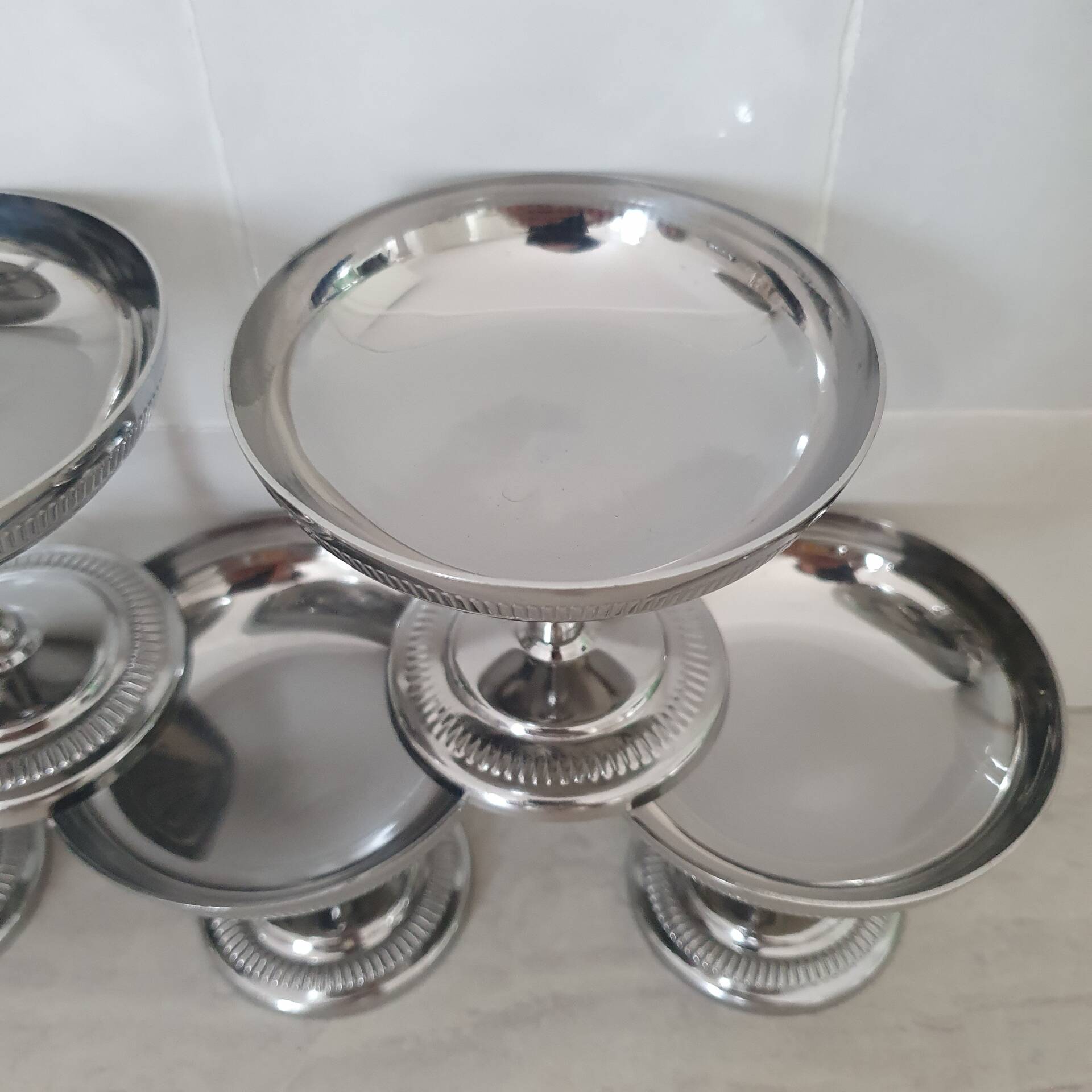 8 stainless steel 18/10 FCA style Létang and Rémi Jean Couzon cups