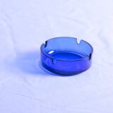 Cendrier vintage en verre bleu