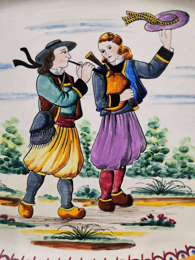 Large Quimper HB earthenware dish - Breton decor