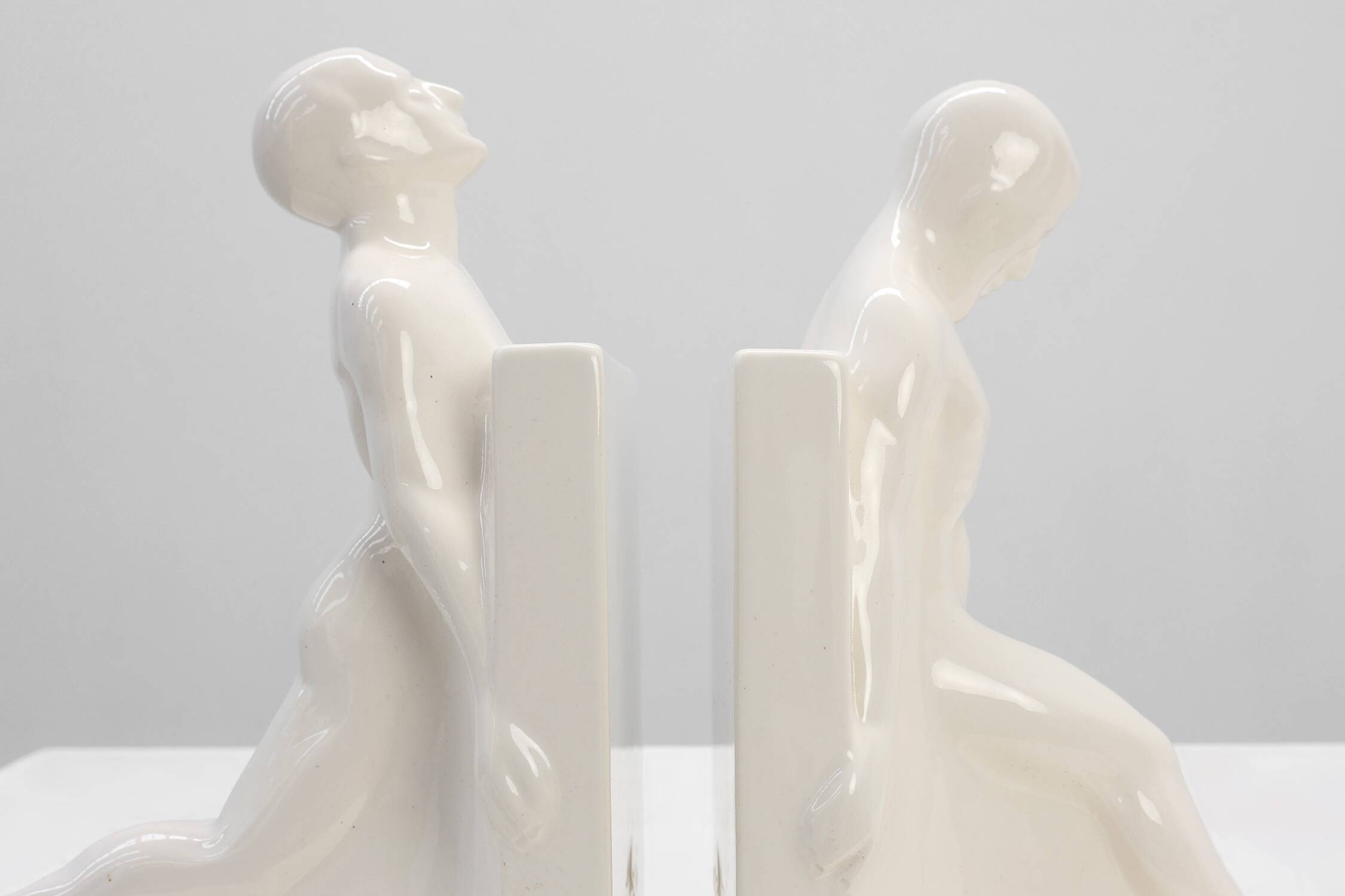 Pair Ceramic bookends by Godofridus Boonekamp for Plateelbakkerij Schoonhov