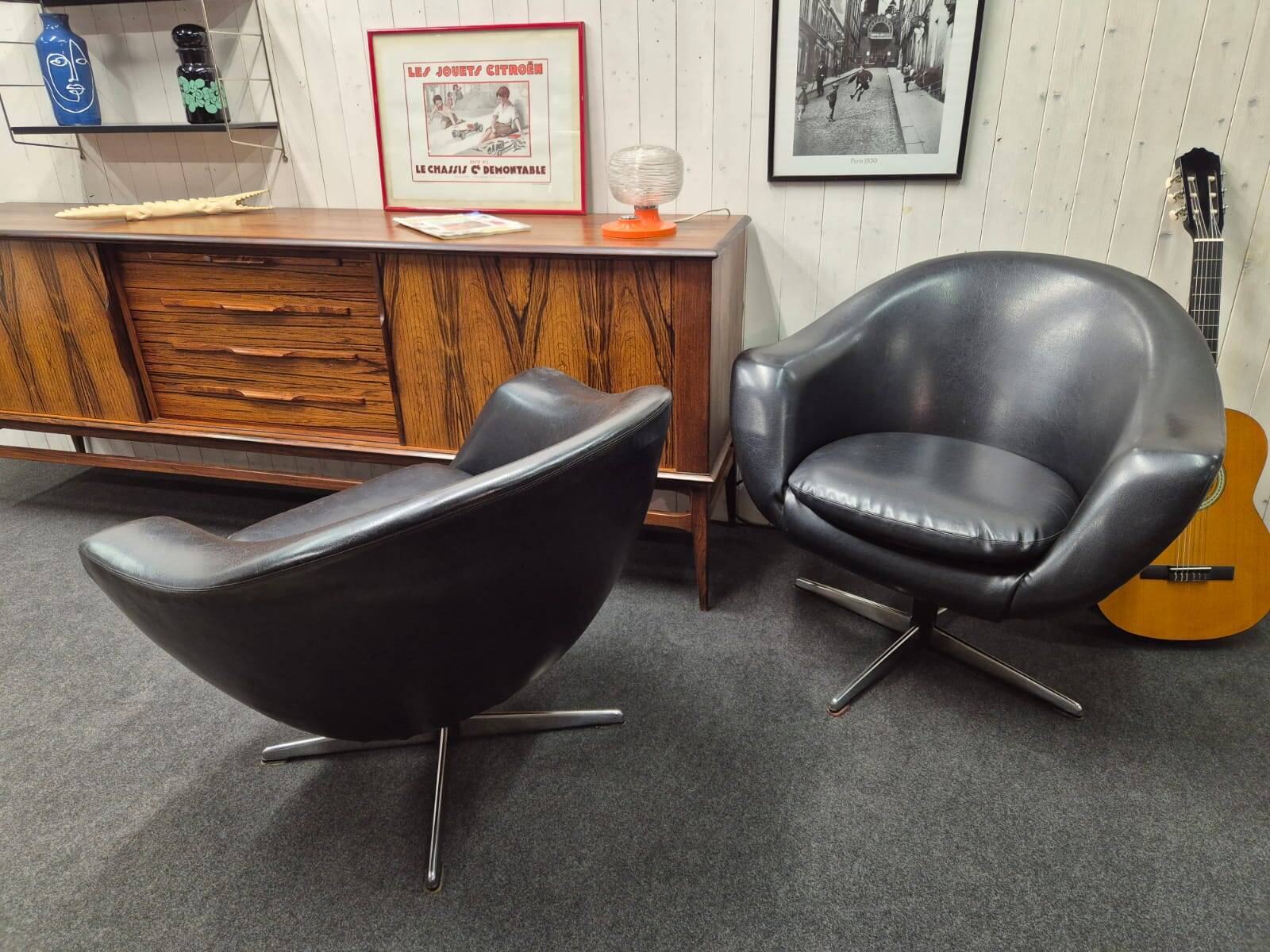 Vintage balloon shell armchair