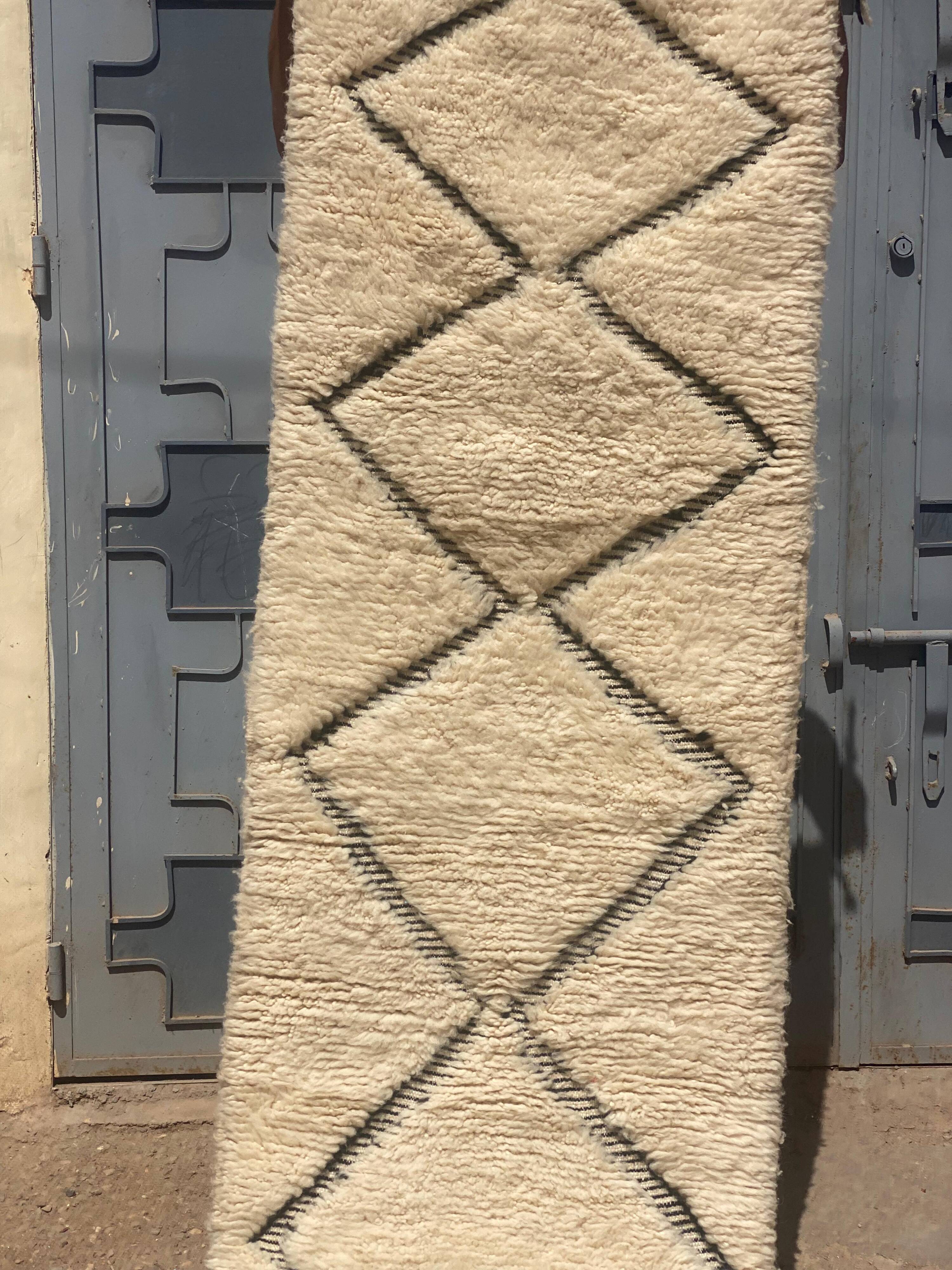 Tapis marrocan beni ouarine 250/80cm