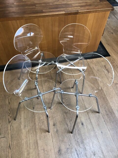 4 Transparent chairs