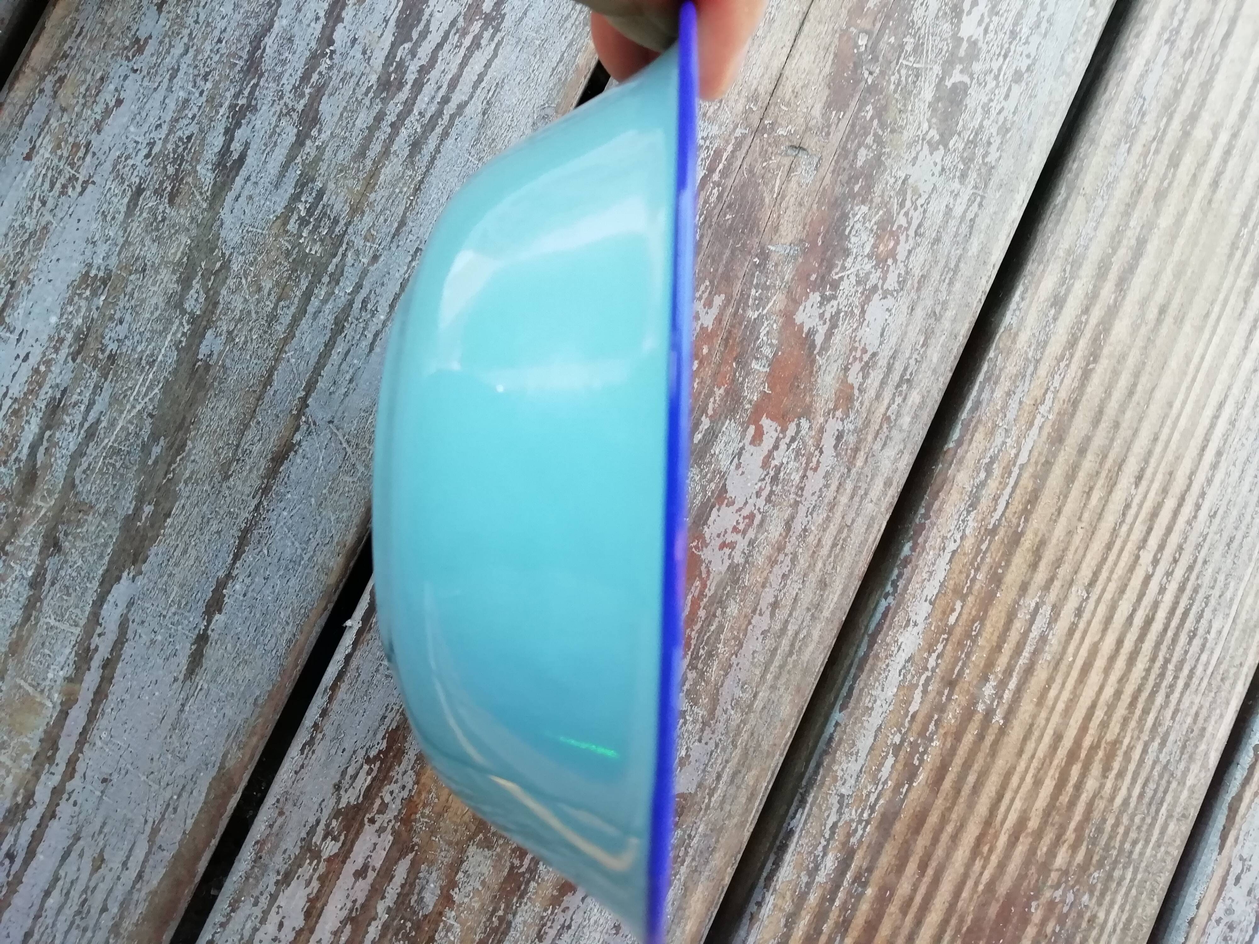 Coupelle en tôle émaillée bleue ciel