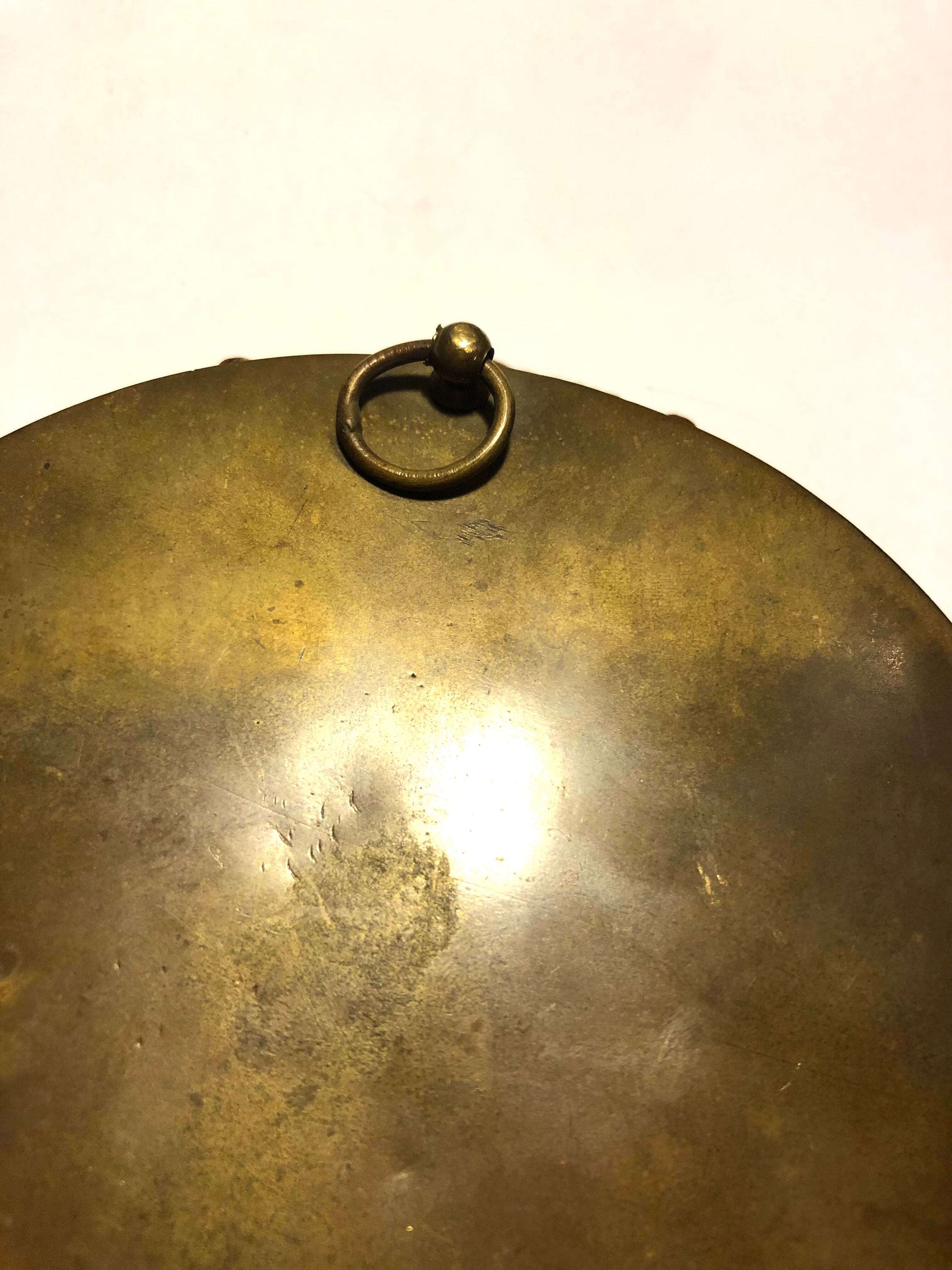 Courtesy hand mirror