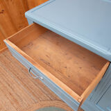 Asymmetrical cabinet