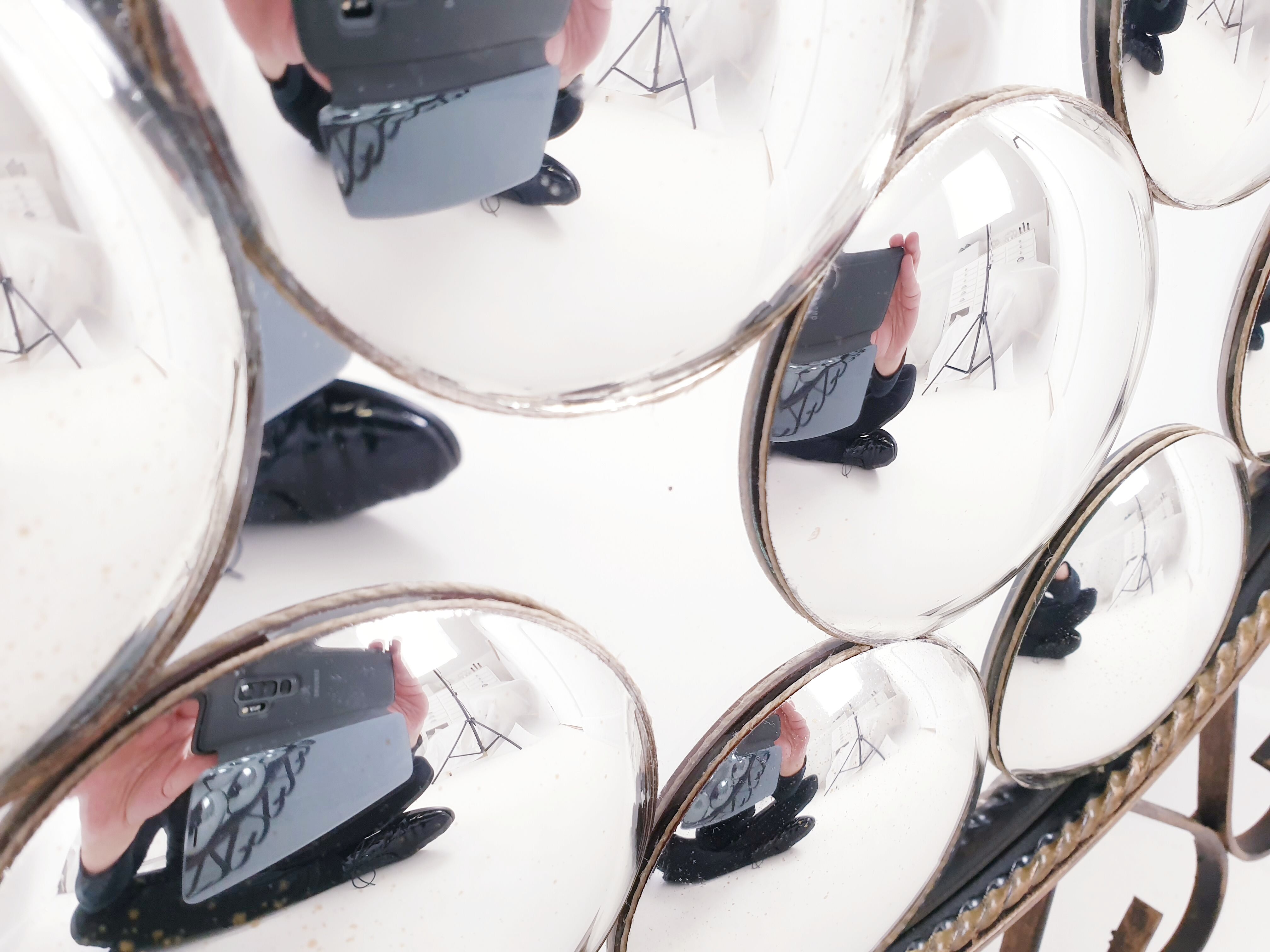 Miroir oeil de sorcière multiple vers 1950 61cm Selency