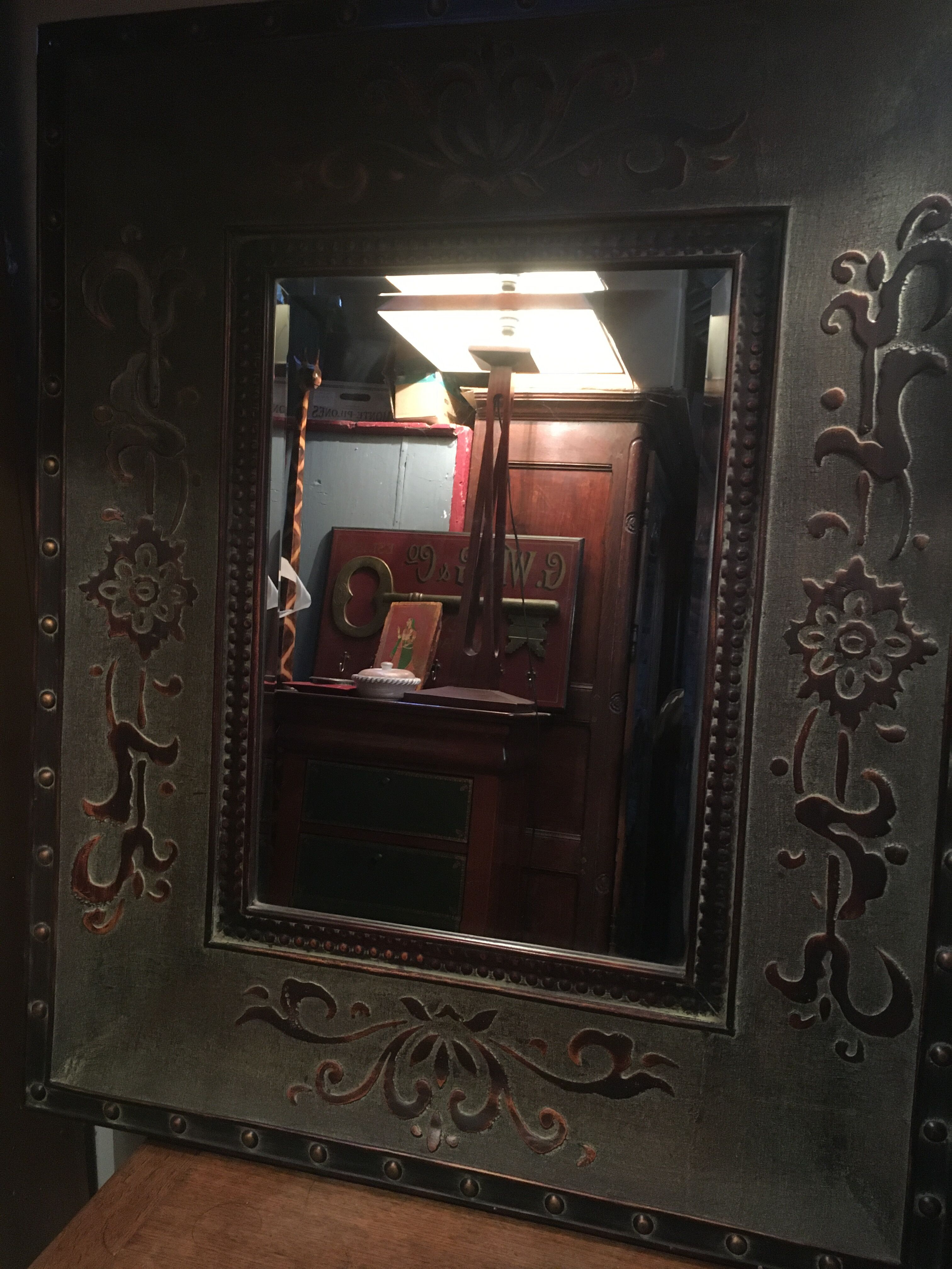 Beveled mirror in wood and resin, imitation wood/metal