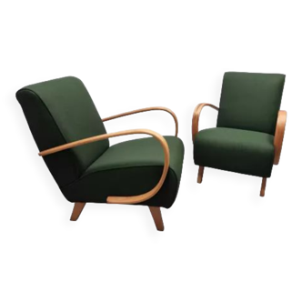 Pair of restored armchairs by Jindrich Halabala