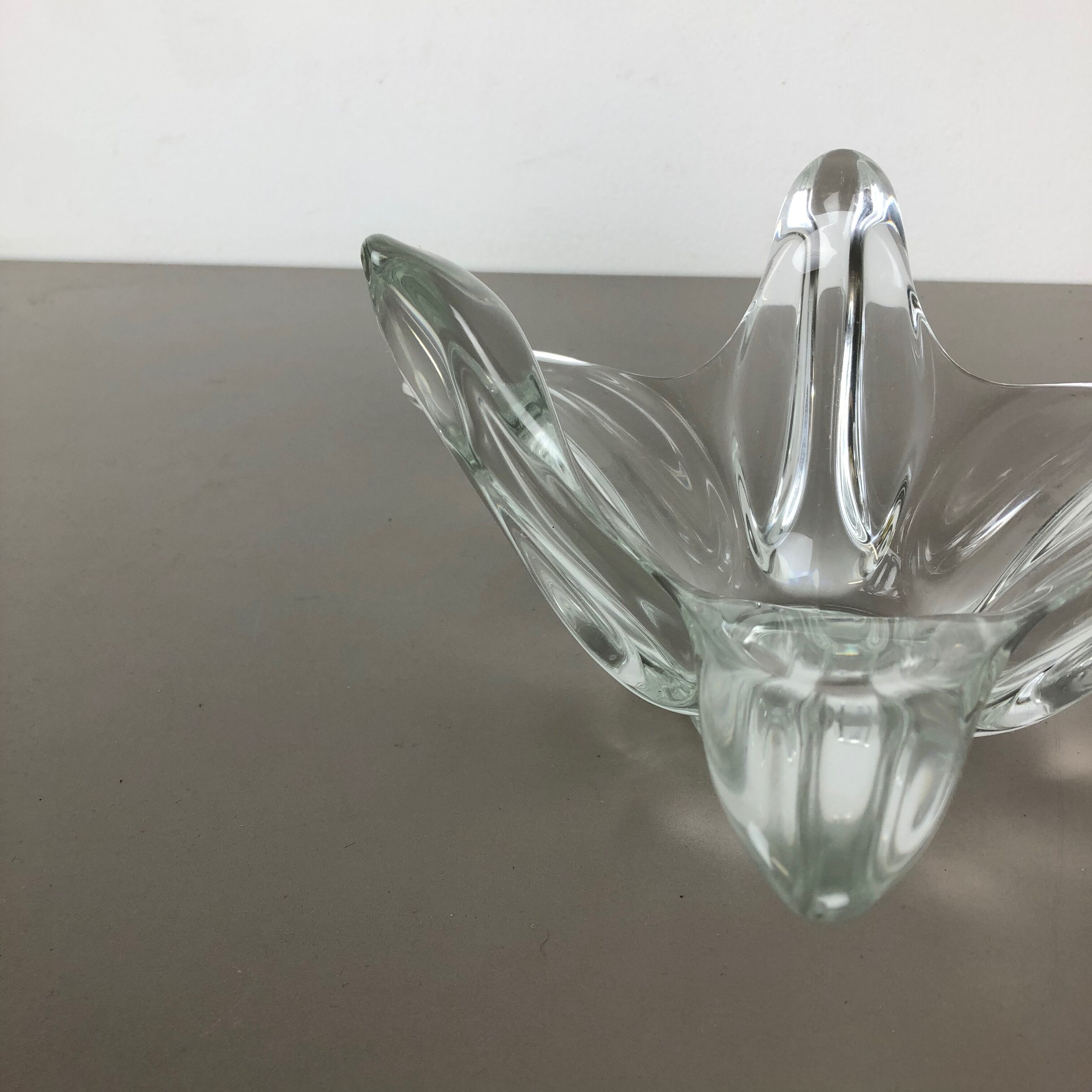 Large French Floral Crystal Glass Shell Bowl by Art Vannes, France, 1970s