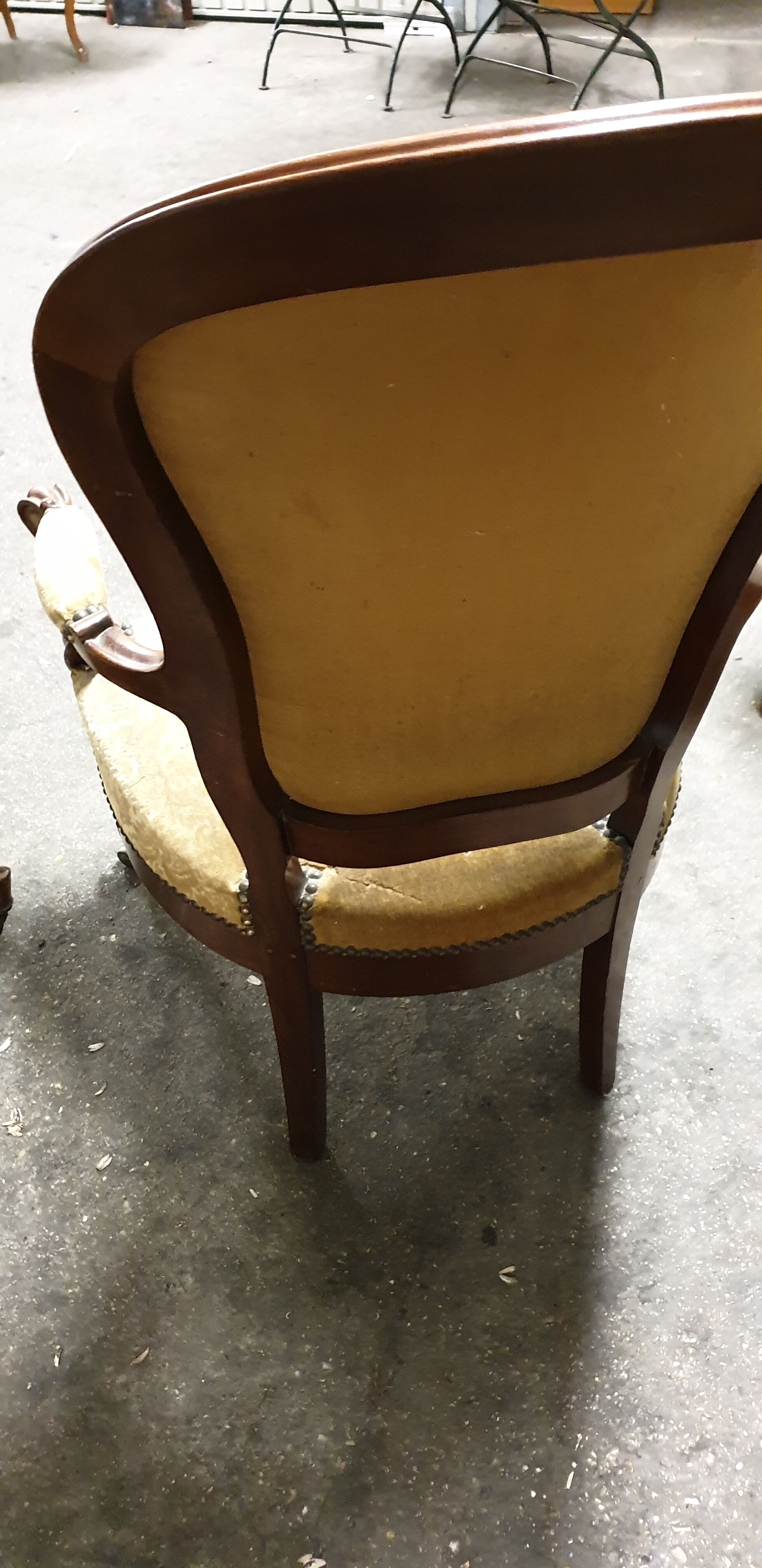 Paire de cabriolets  Louis Philippe  fin XIXème