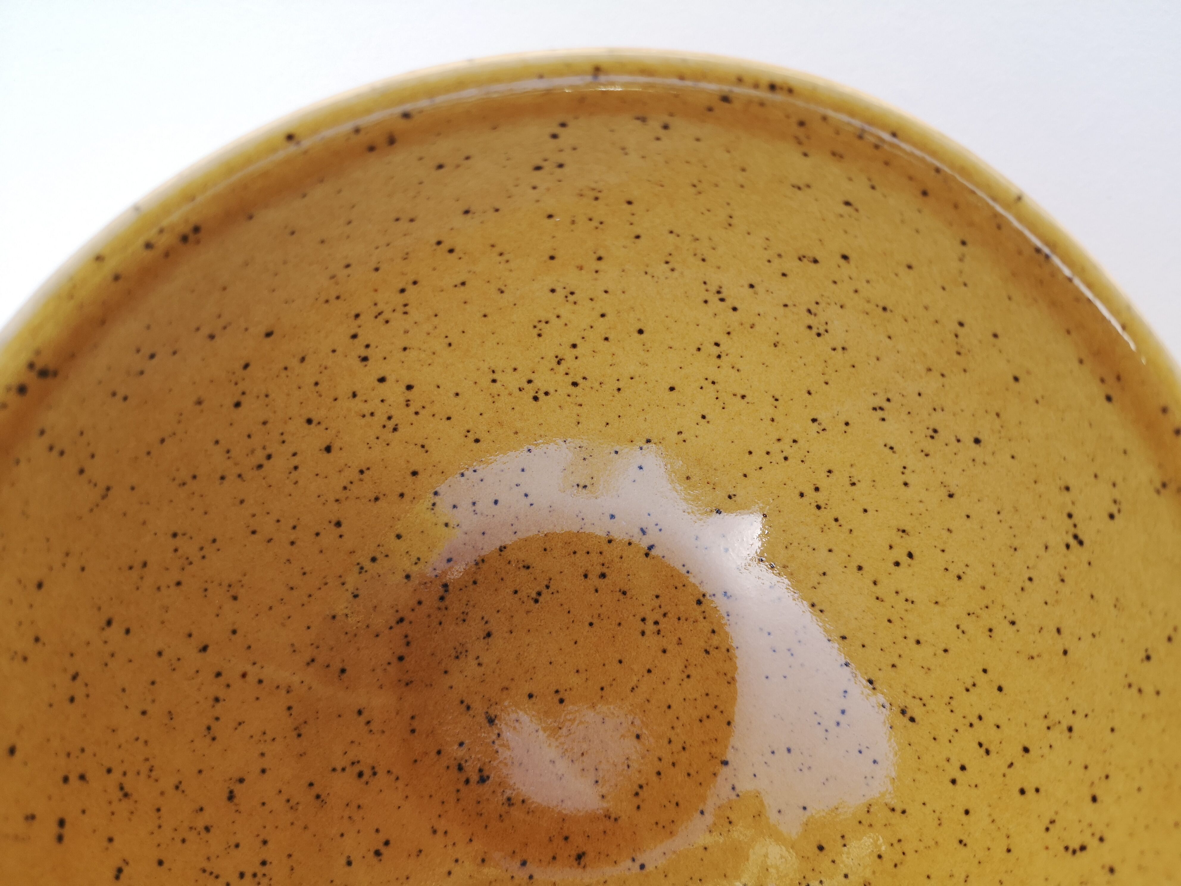 Vintage bowls in glazed stoneware
