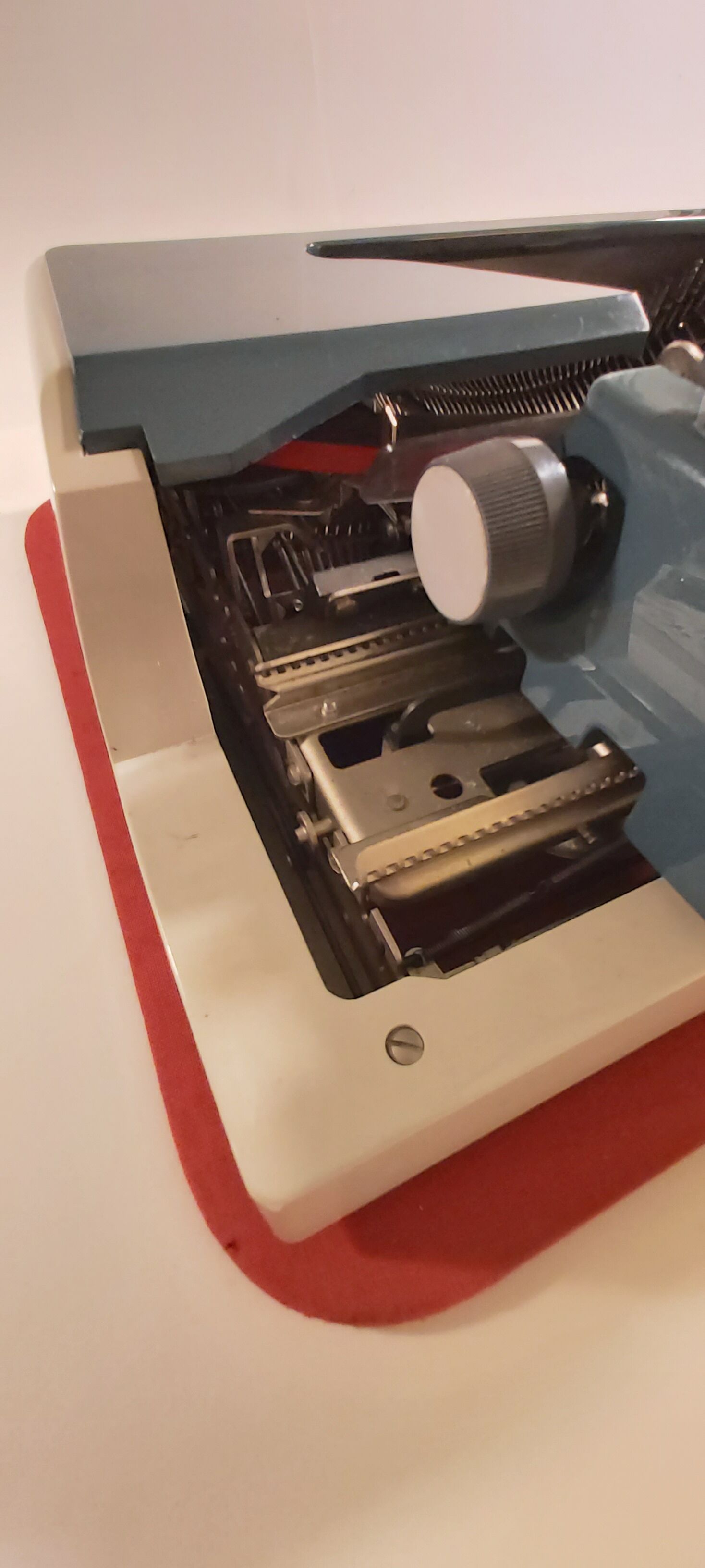 Typewriter Daro Erika