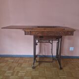 Sewing machine table